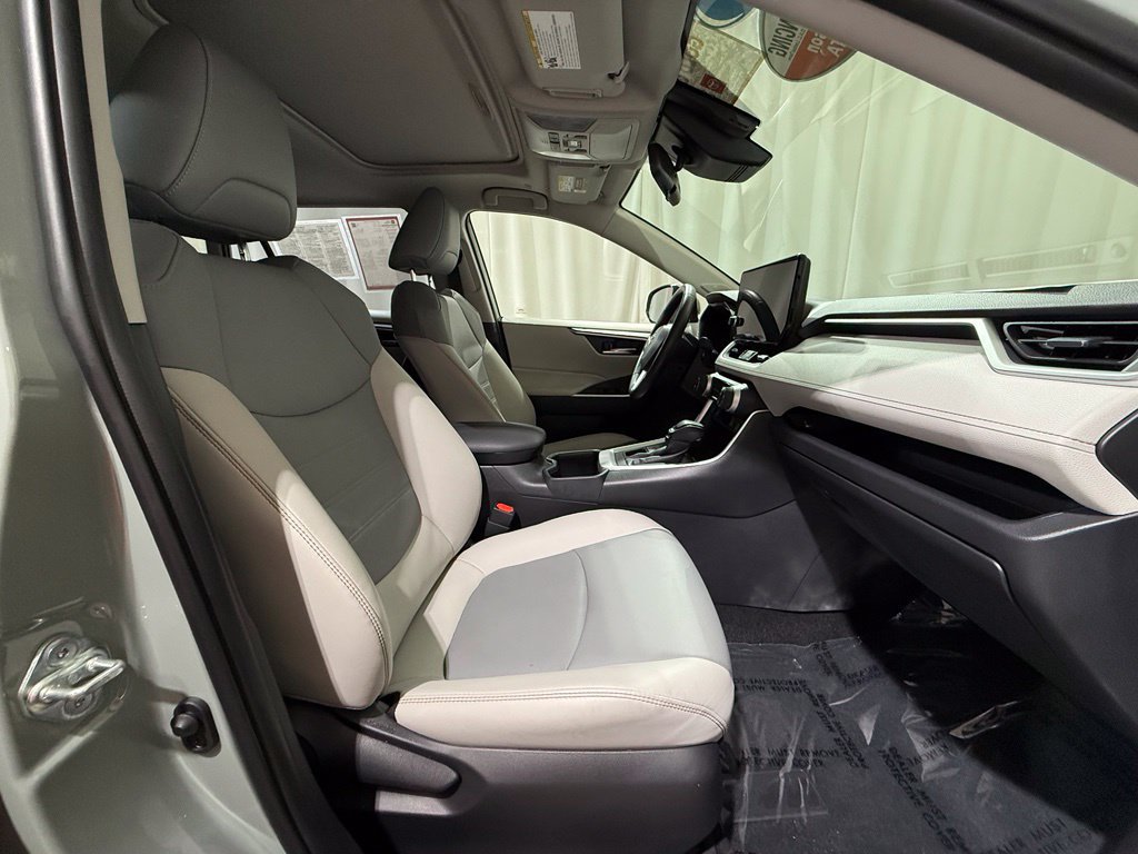 Certified 2023 Toyota RAV4 XLE Premium AWD/4WD image 23