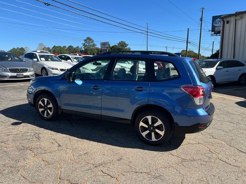 Used 2017 Subaru Forester 2.5i w/ Alloy Wheel Package image 8