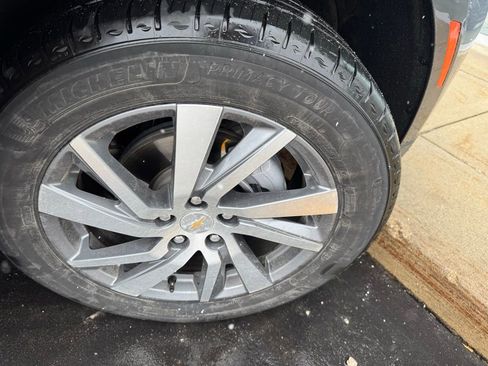 Used 2023 Chevrolet Equinox LT image 5