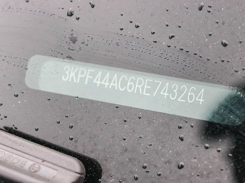 Used 2024 Kia Forte GT image 28