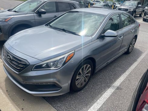 Used 2015 Hyundai Sonata Sport w/ Option Group 03 FWD image 1