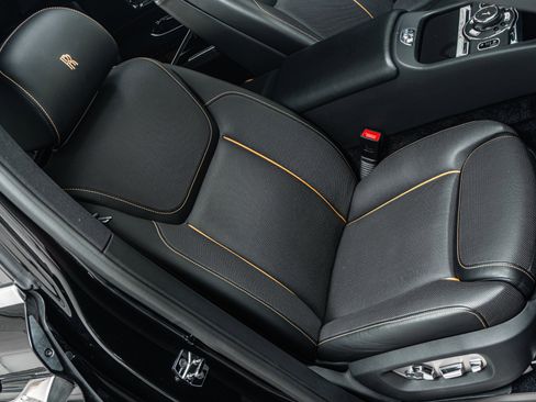 Used 2017 Rolls-Royce Ghost Extended Wheelbase image 25