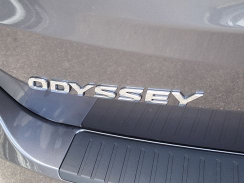 New 2026 Honda Odyssey Touring image 8