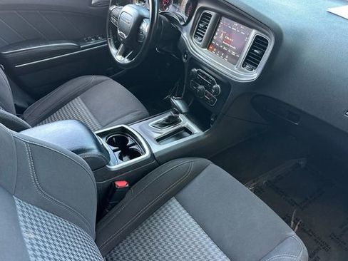 Used 2023 Dodge Charger SXT RWD image 17