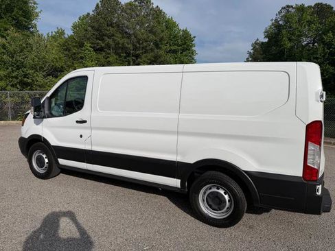 Used 2019 Ford Transit 150 130 Low Roof RWD image 6