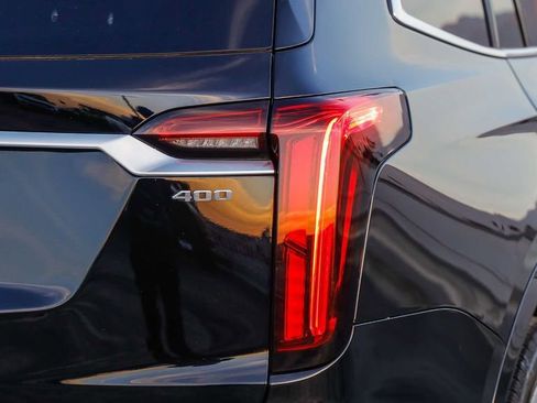 Used 2024 Cadillac XT6 Premium Luxury image 10