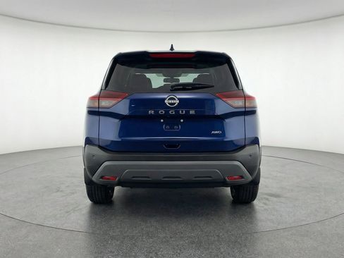Used 2025 Nissan Rogue SV AWD/4WD image 7