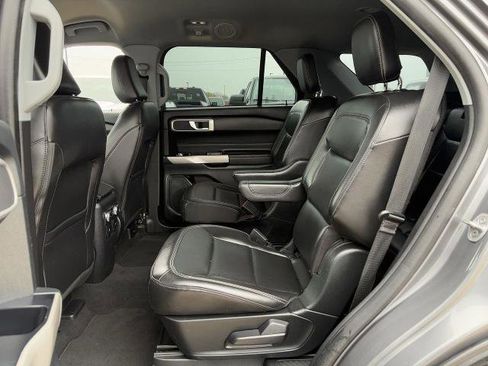 Certified 2022 Ford Explorer XLT w/ Equipment Group 202A image 26