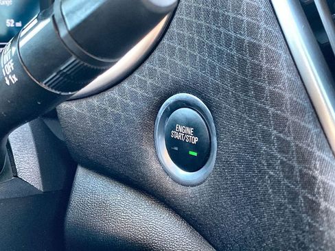 Used 2024 Chevrolet Malibu LT image 8