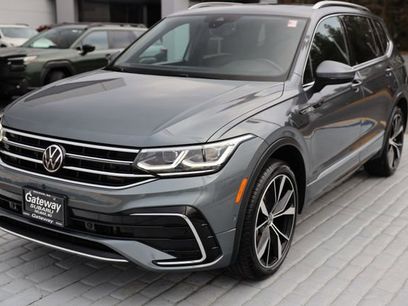 Used 2023 Volkswagen Tiguan SEL R-Line