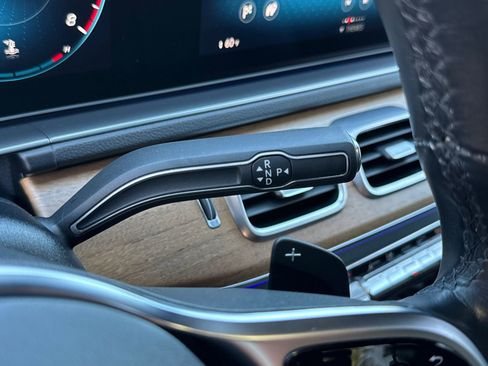 Used 2021 Mercedes-Benz GLE 350 w/ AMG Line Exterior image 16