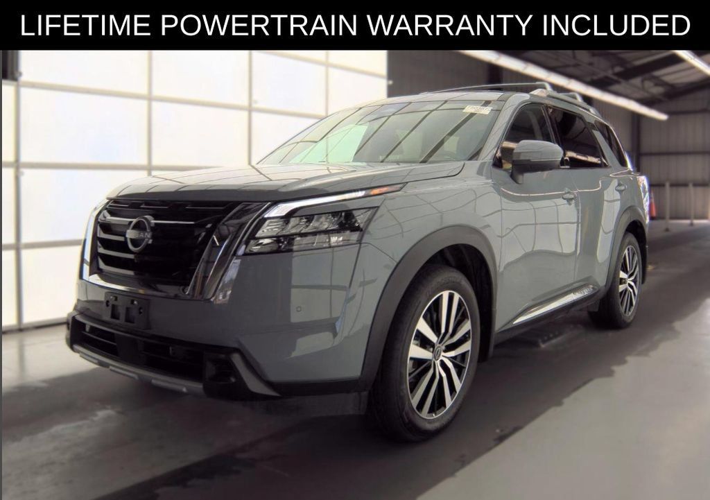Used 2025 Nissan Pathfinder Platinum w/ Cargo Package FWD image 2
