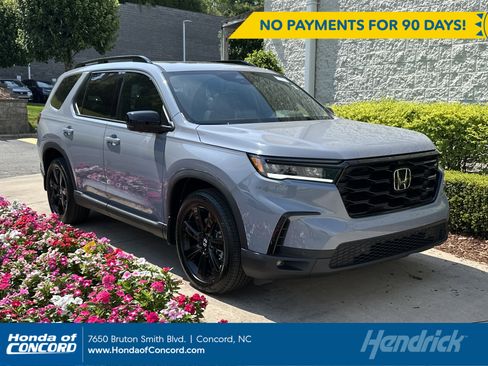 Certified 2025 Honda Pilot Black Edition image 1