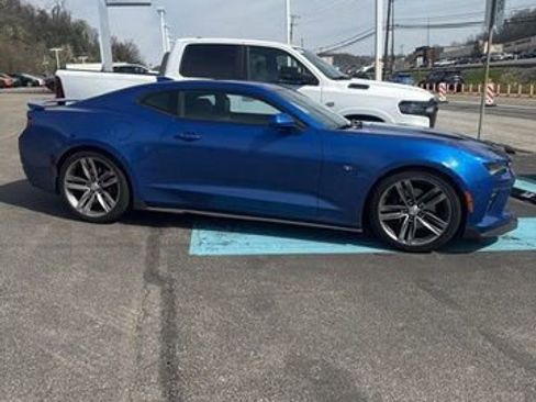 Used 2016 Chevrolet Camaro SS image 3