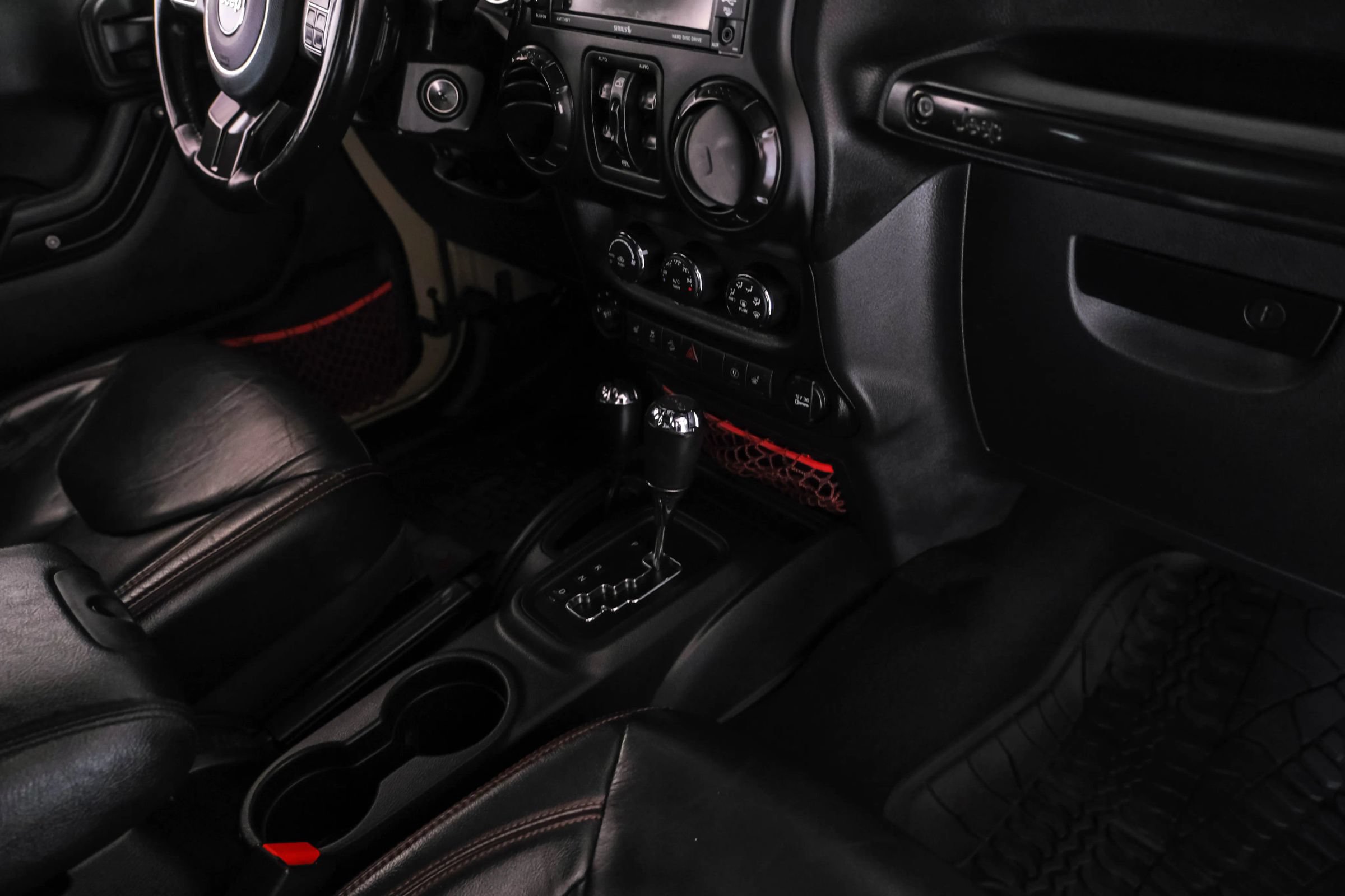 Used 2017 Jeep Wrangler Unlimited Rubicon AWD/4WD image 18
