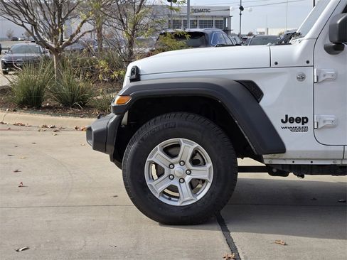 Used 2021 Jeep Wrangler Unlimited Sport image 14