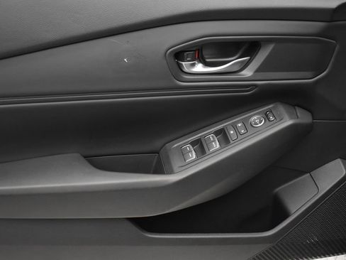Used 2023 Honda Accord EX image 10