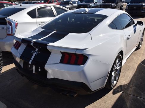 Certified 2025 Ford Mustang GT Premium image 7