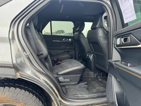 Used 2026 Ford Explorer Tremor w/ Tremor Ultimate Package AWD/4WD image 12