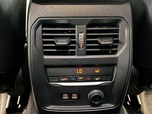 Used 2020 BMW 330i xDrive Sedan w/ Executive Package image 23