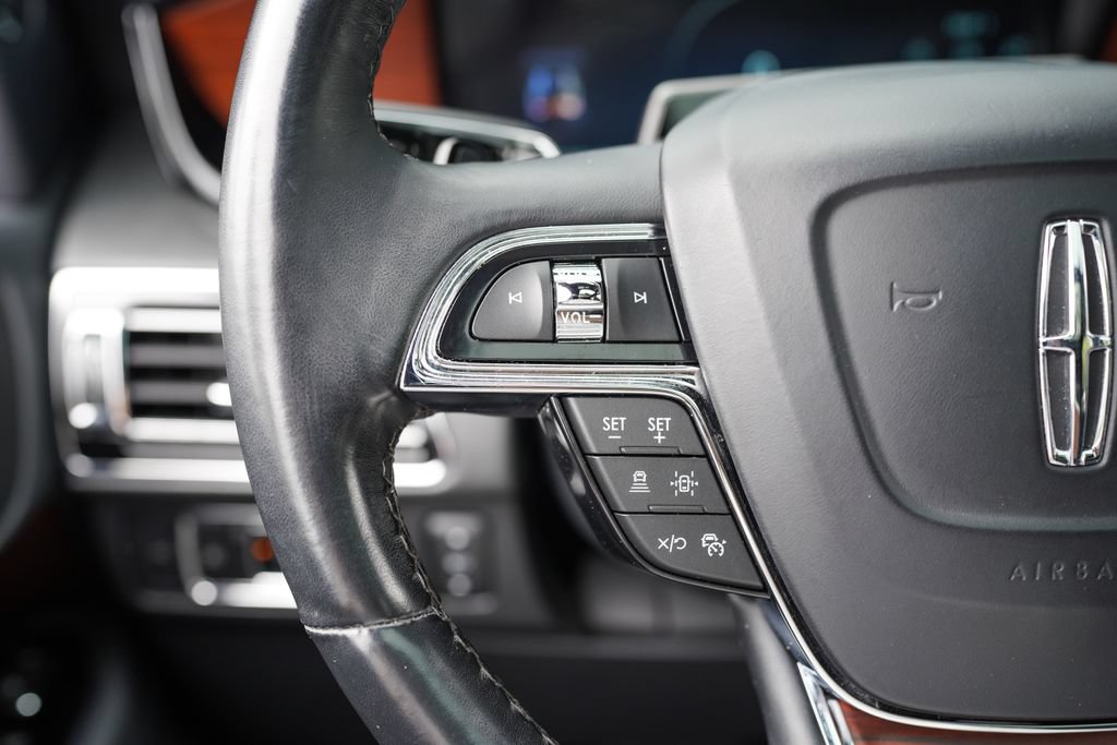 Used 2023 Lincoln Navigator Reserve RWD image 32
