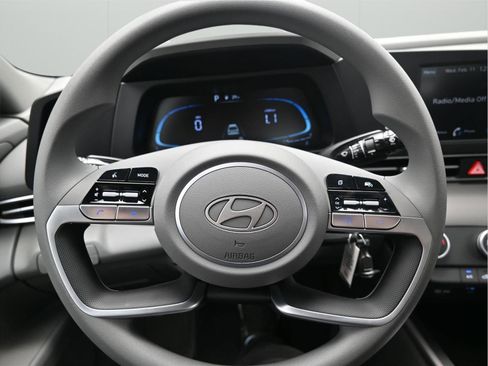 New 2026 Hyundai Elantra SE FWD image 14