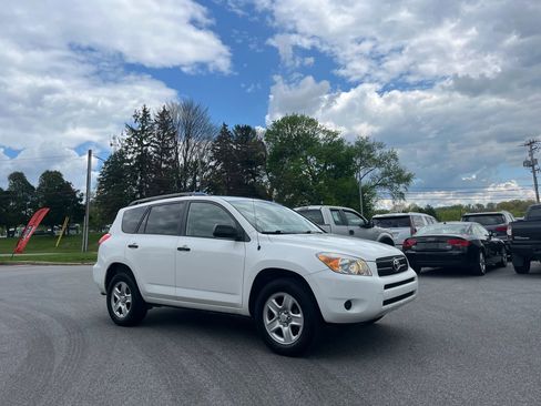 Used 2008 Toyota RAV4 4WD image 1