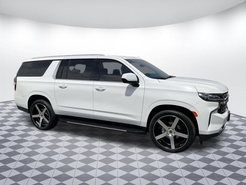 Used 2022 Chevrolet Suburban LS AWD/4WD image 1