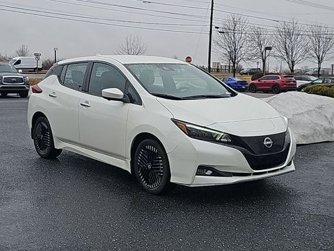 Used 2023 Nissan Leaf SV Plus image 1