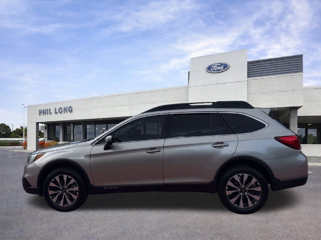 Used 2016 Subaru Outback 2.5i Limited AWD/4WD image 5