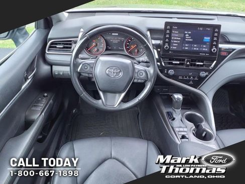 Used 2022 Toyota Camry XSE image 6