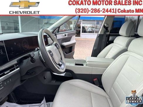 Used 2024 Hyundai Santa Fe Calligraphy image 24