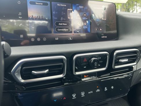 New 2026 Nissan Sentra SV FWD image 5