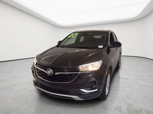Used 2023 Buick Encore GX Preferred w/ Cold Weather Comfort Package FWD image 3