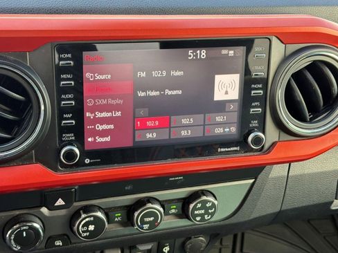 Used 2020 Toyota Tacoma TRD Sport AWD/4WD image 22