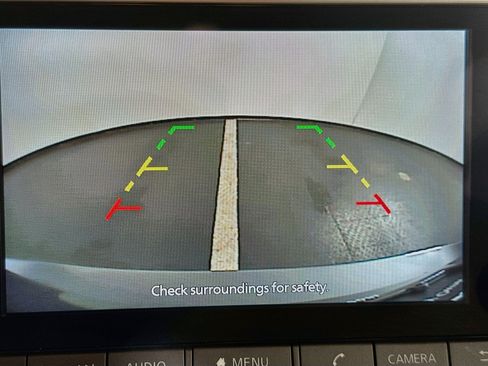 Used 2025 Nissan Sentra SV FWD image 21