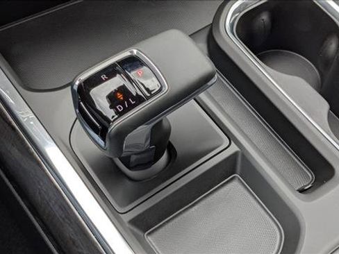 New 2026 Chevrolet Silverado 1500 LTZ w/ LTZ Premium Package AWD/4WD image 17