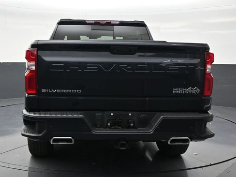Used 2023 Chevrolet Silverado 1500 High Country w/ Technology Package RWD image 4