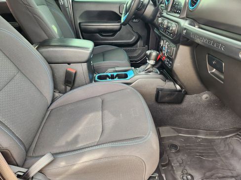 Used 2022 Jeep Wrangler Unlimited Rubicon 4xe w/ Steel Bumper Group image 14