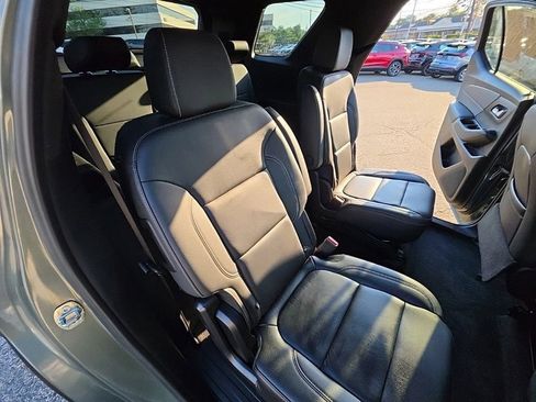Used 2023 Chevrolet Traverse LT w/ LPO, Floor Liner Package AWD/4WD image 27
