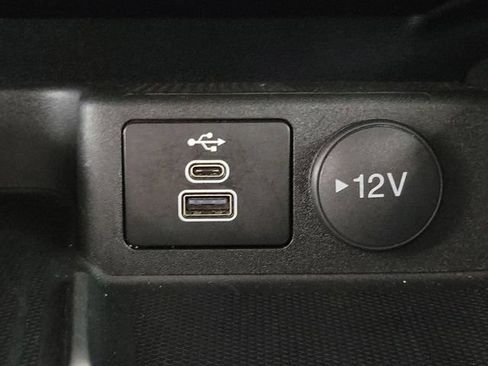 Certified 2025 Ford Escape Platinum AWD/4WD image 29