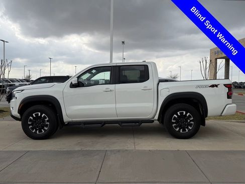 Used 2023 Nissan Frontier PRO-4X w/ Technology Package image 11