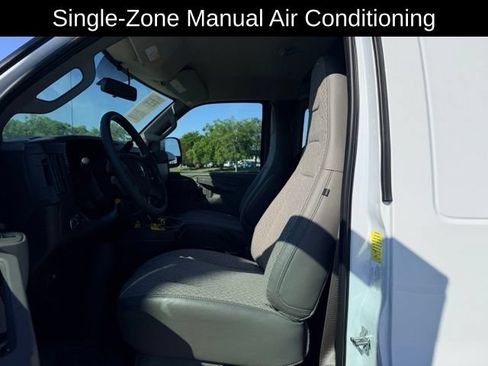 Used 2026 Chevrolet Express 3500 w/ Driver Convenience Package RWD image 8