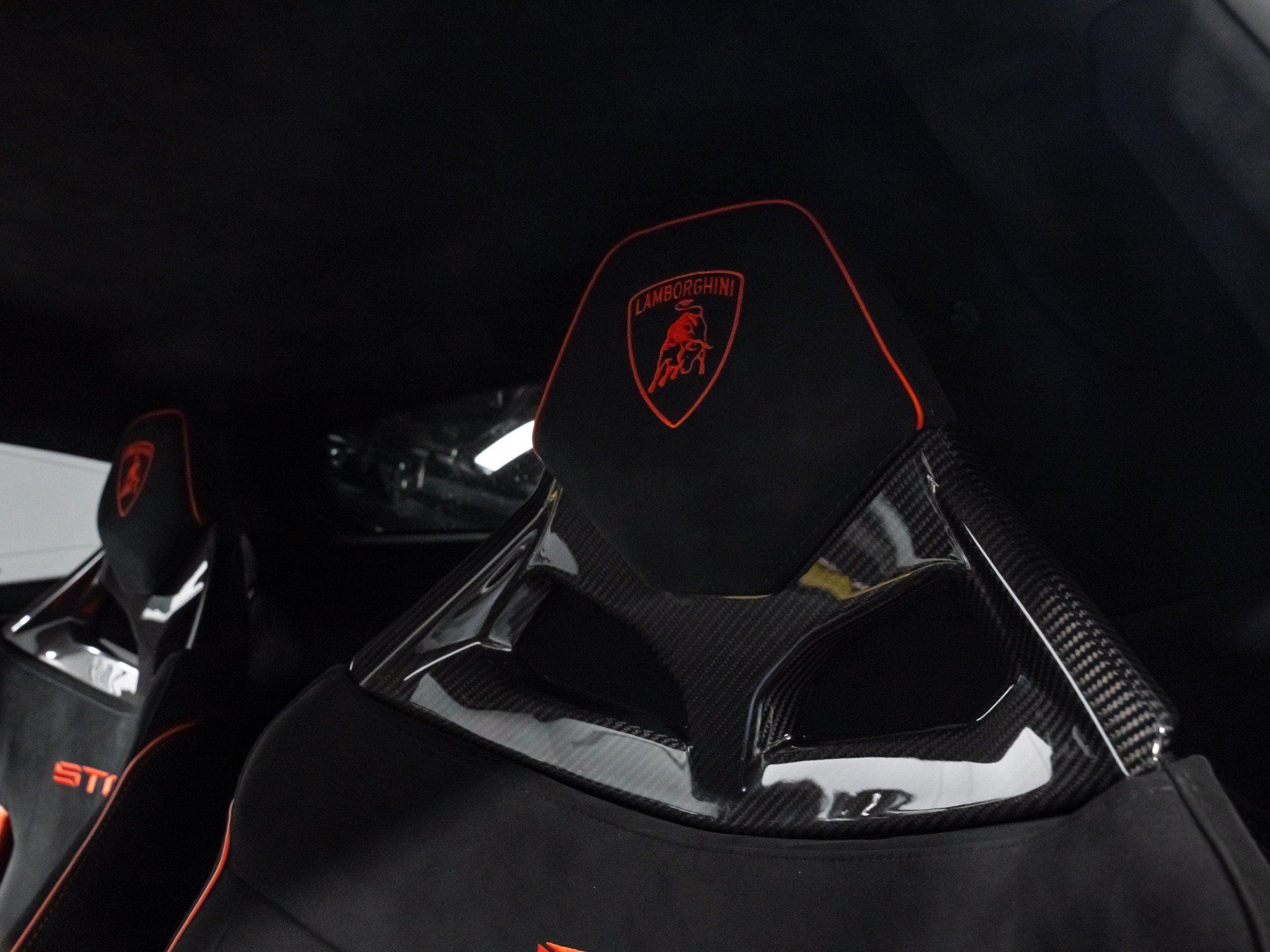 Used 2024 Lamborghini Huracan STO RWD image 56