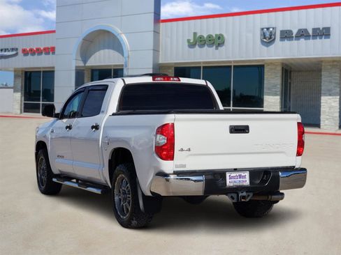 Used 2016 Toyota Tundra SR5 image 4