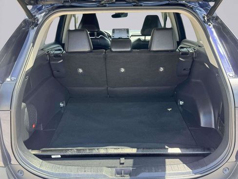 Used 2022 Toyota RAV4 Limited FWD image 65