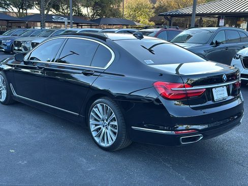 Used 2017 BMW 750i 750i image 6