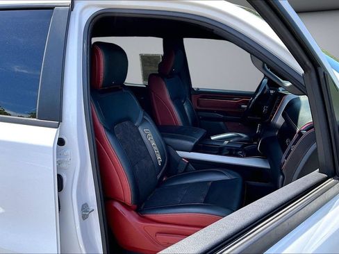 Used 2019 RAM 1500 Rebel AWD/4WD image 30