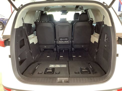 Certified 2024 Kia Carnival SX FWD image 21