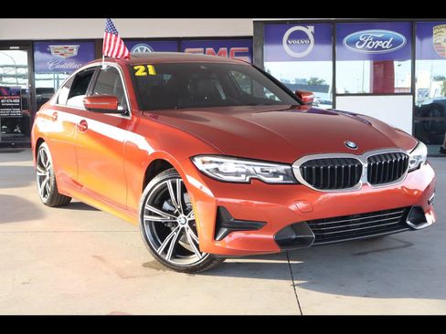 Used 2021 BMW 330i Sedan w/ Convenience Package RWD image 1